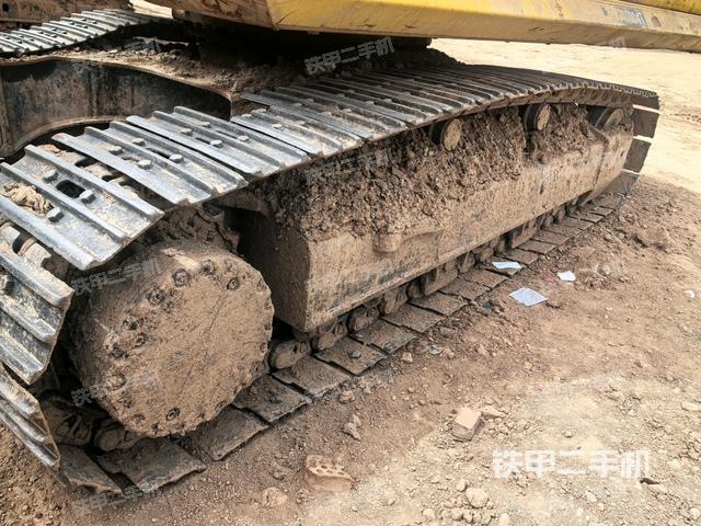 左側(cè)履帶整體?（行走機(jī)構(gòu)）