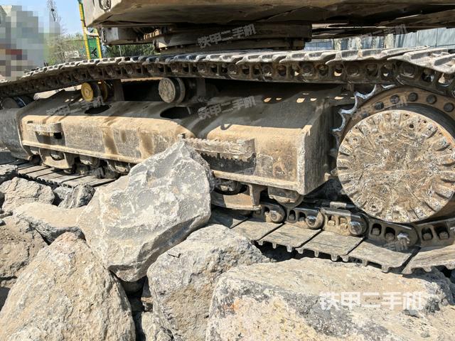 左側履帶整體?（行走機構）