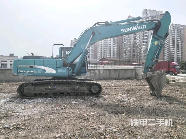 右前45(整機(jī)外觀) 右前45(整機(jī)外觀)