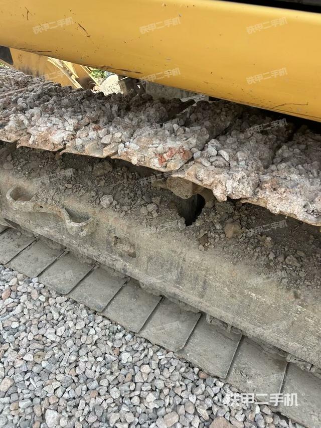 左側(cè)履帶整體?（行走機構(gòu)）