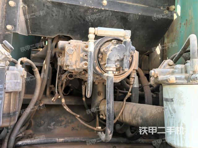 液壓泵斜45?左（大件艙室）