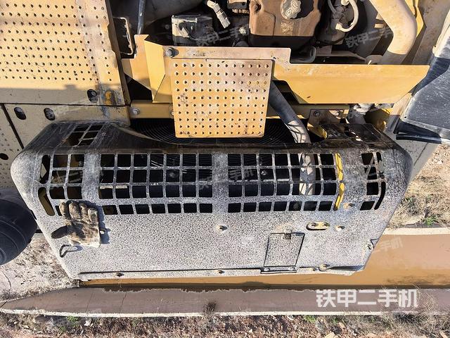水箱+風扇特寫(上車部件) 水箱+風扇特寫(上車部件)