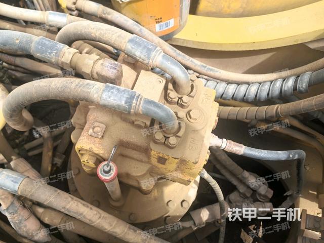 回轉(zhuǎn)馬達(dá)（上車部件）