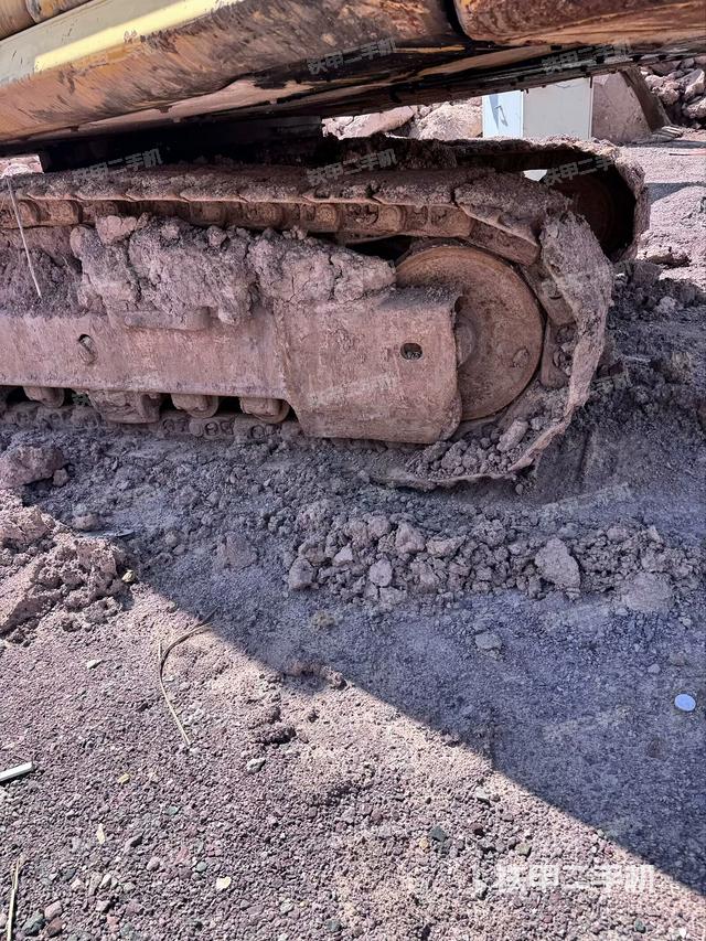 右侧行走马达盖板（行走机构）