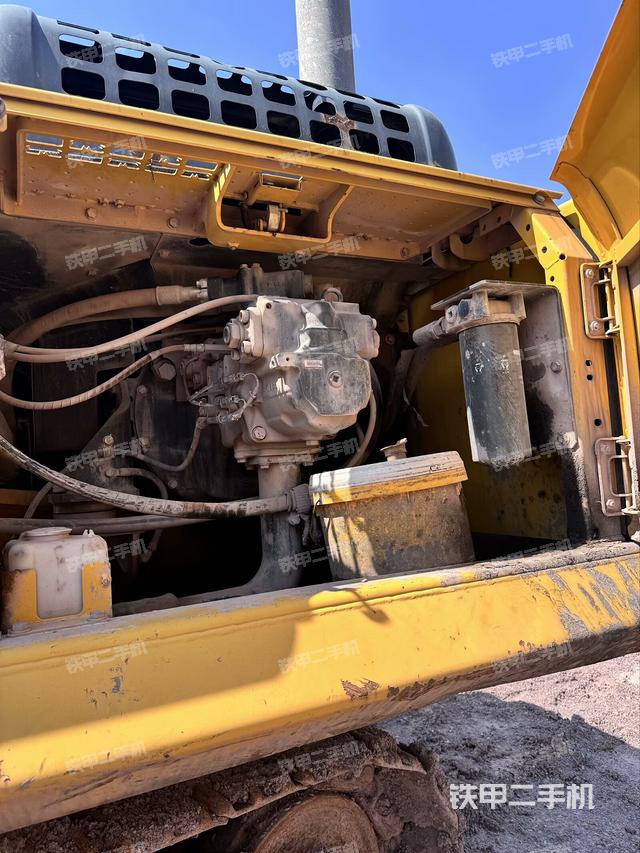 液压泵斜45 左（大件舱室）