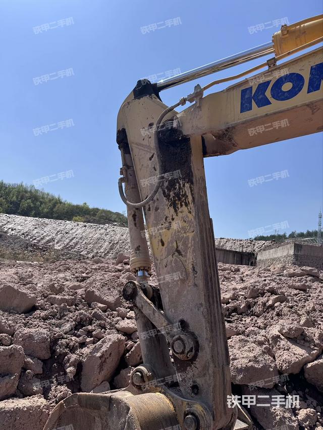 大臂整体 右侧（工作和回转装置）