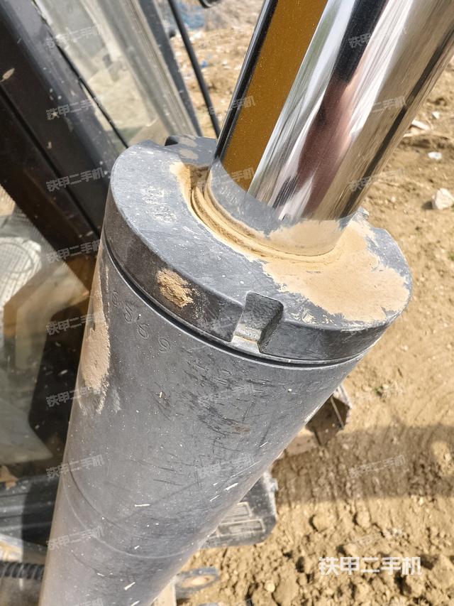 大臂整體?右側(cè)（工作和回轉(zhuǎn)裝置）