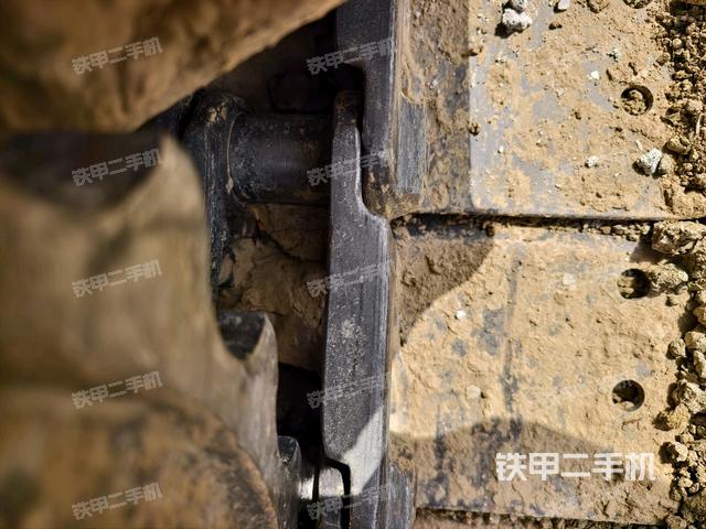 右側(cè)行走馬達(dá)蓋板（行走機(jī)構(gòu)）