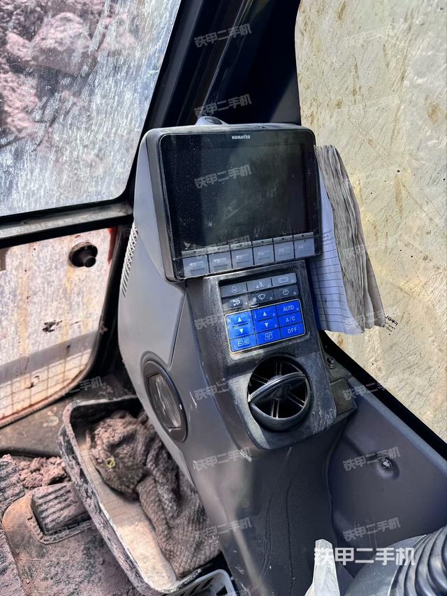 显示屏 （驾驶室部分）