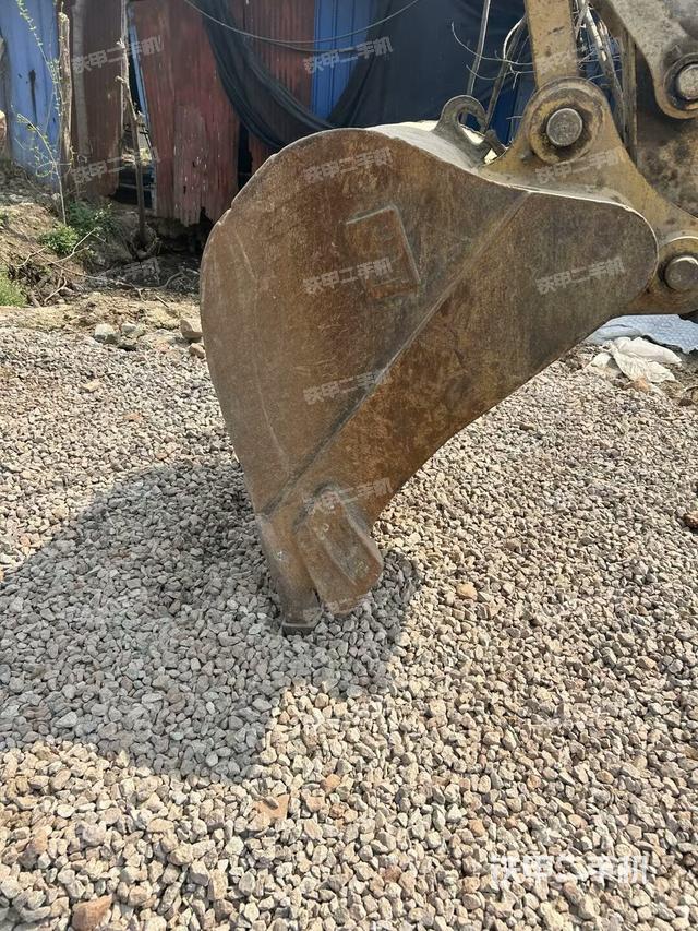 鏟斗45度（工作和回轉(zhuǎn)裝置）