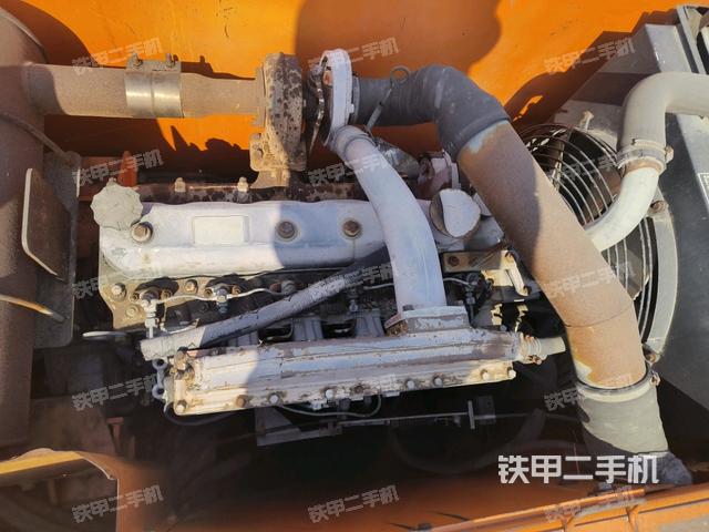 發(fā)動(dòng)機(jī)整體俯視(整機(jī)外觀) 發(fā)動(dòng)機(jī)整體俯視(整機(jī)外觀)
