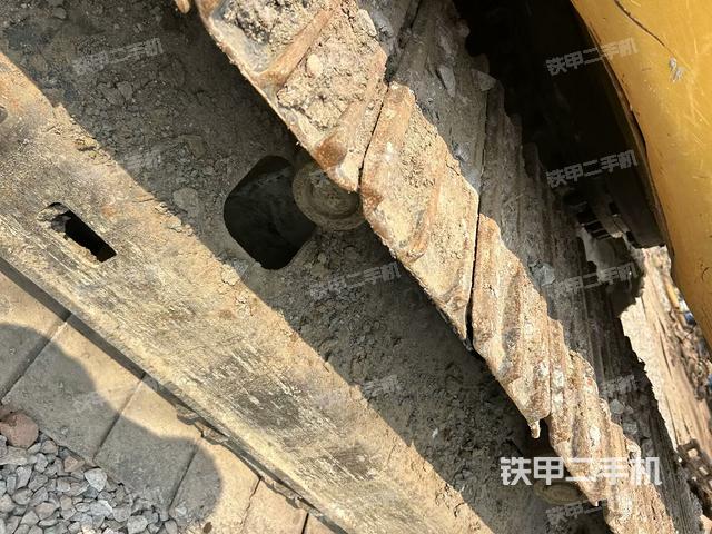 左導(dǎo)向輪（行走機構(gòu)）