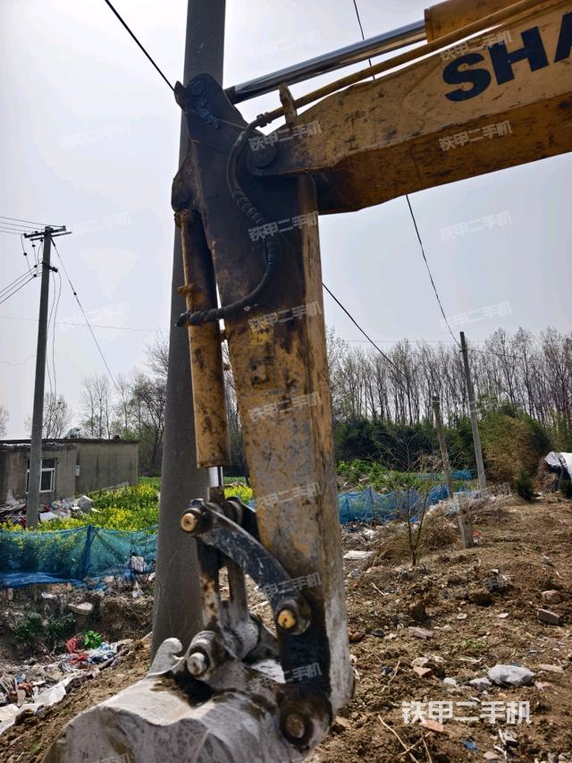 小臂整體左后(工作和回轉(zhuǎn)裝置) 小臂整體左后(工作和回轉(zhuǎn)裝置)