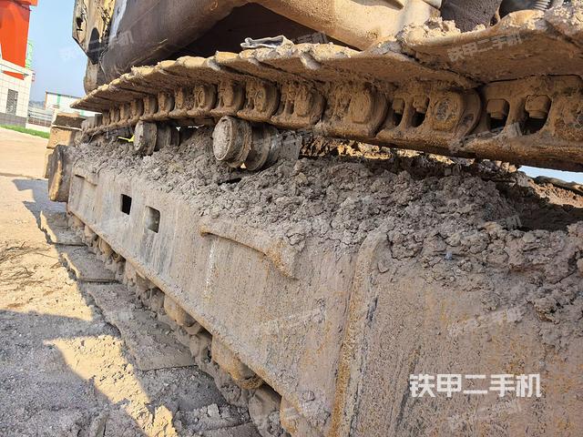 左導向輪(行走機構) 左導向輪(行走機構)