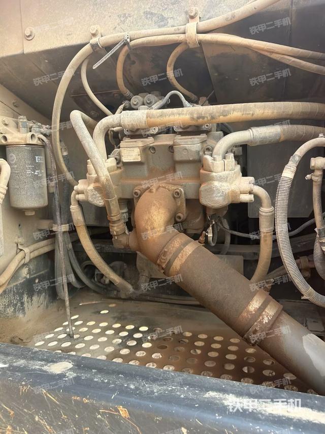 液壓泵室(大件艙室) 液壓泵室(大件艙室)