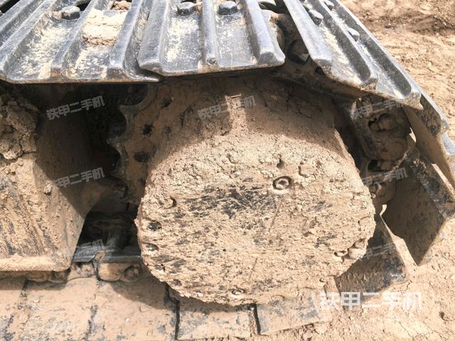 左驅(qū)動(dòng)輪（行走機(jī)構(gòu)）