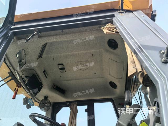 駕駛室外頂全景（壓路機(jī)駕駛室）