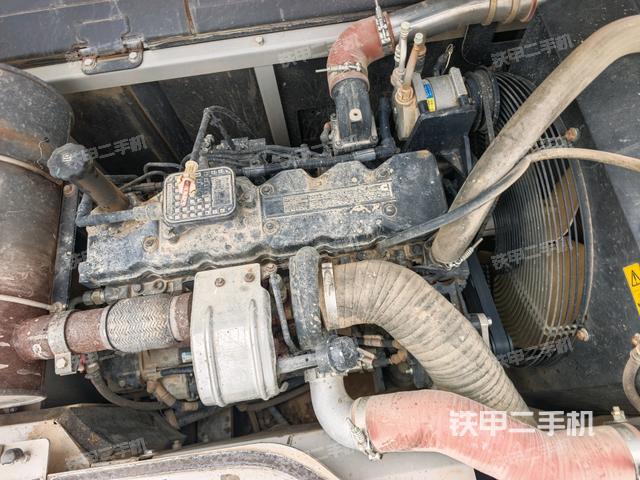 發(fā)動機整體俯視（整機外觀）