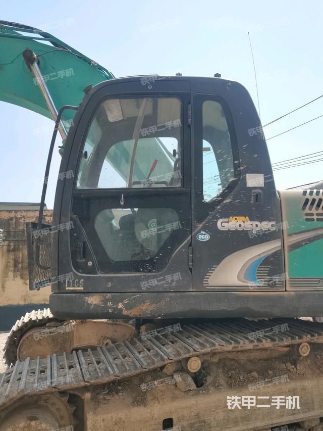 駕駛室正側(cè)（駕駛室部分）