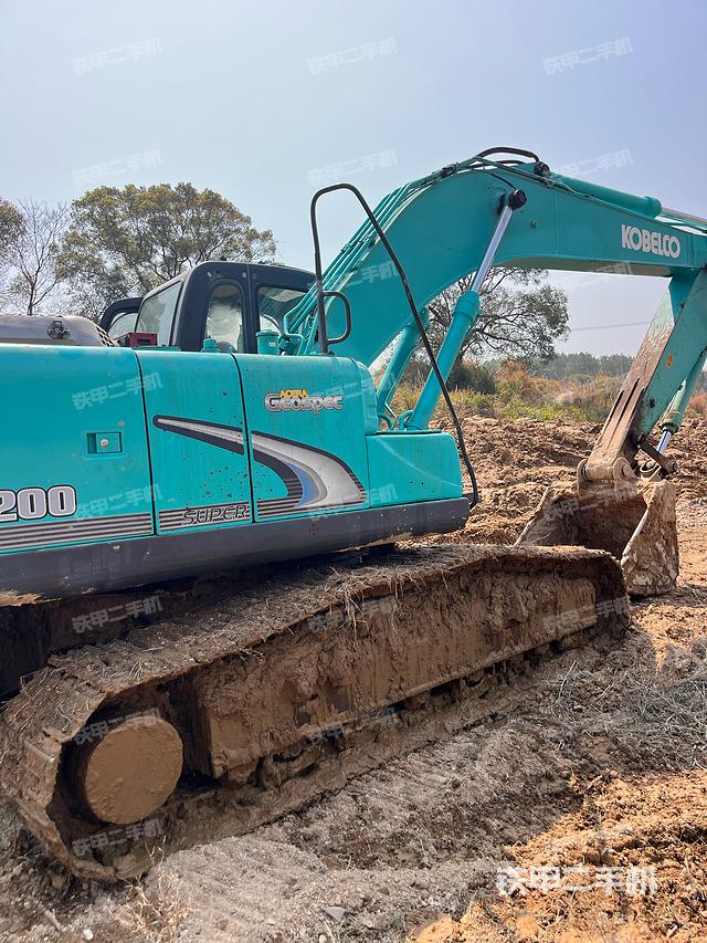 单侧履带整体（整机外观）