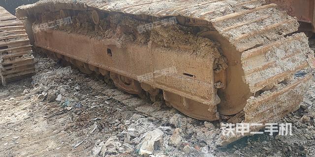 单侧履带整体（整机外观）