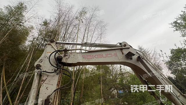 小臂整體左后（工作和回轉裝置）