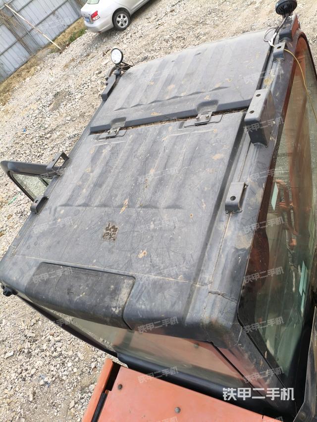 駕駛室頂部俯視(上車部件) 駕駛室頂部俯視(上車部件)