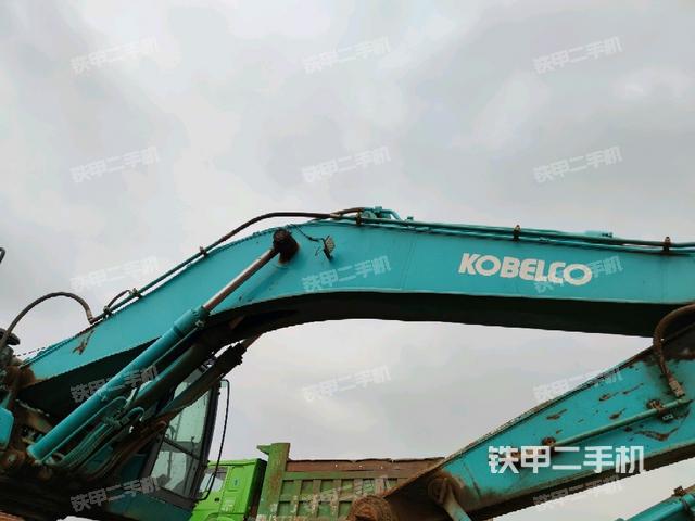 大臂整體?右側（工作和回轉裝置）