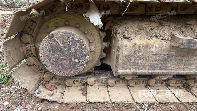 左驅(qū)動(dòng)輪（行走機(jī)構(gòu)）