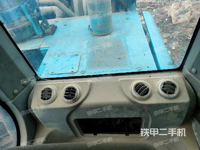 座椅后部（駕駛室部分）