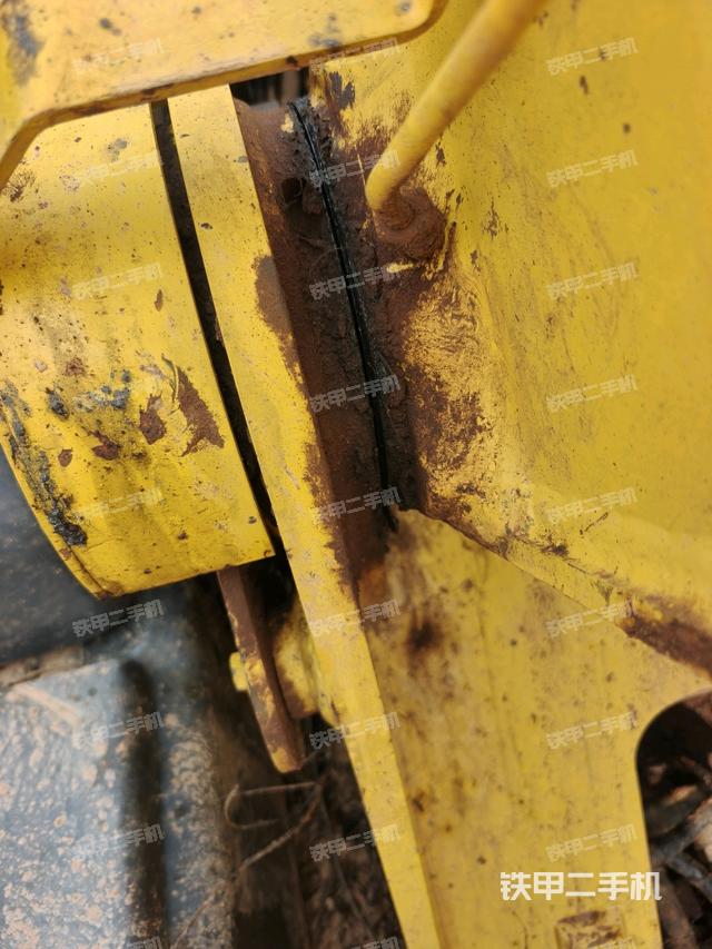 大臂根部?斜視(工作和回轉裝置) 大臂根部?斜視(工作和回轉裝置)