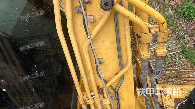 大臂背部俯視（工作和回轉(zhuǎn)裝置）