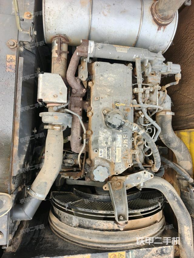 發(fā)動機室(上車部件) 發(fā)動機室(上車部件)