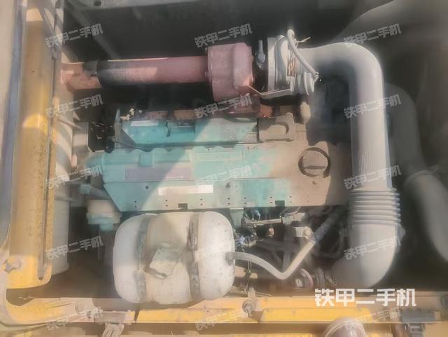 發(fā)動(dòng)機(jī)整體俯視（整機(jī)外觀）