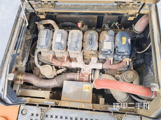 发动机整体俯视（整机外观）