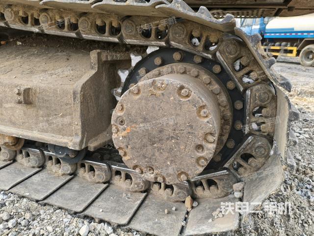 右驅(qū)動輪(行走機構(gòu)) 右驅(qū)動輪(行走機構(gòu))