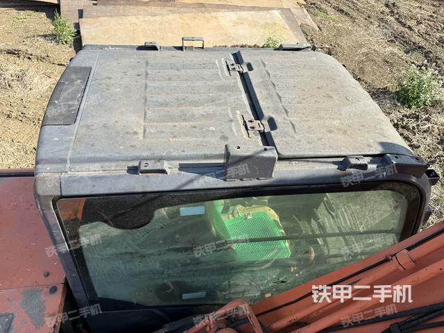座椅后部(駕駛室部分) 座椅后部(駕駛室部分)
