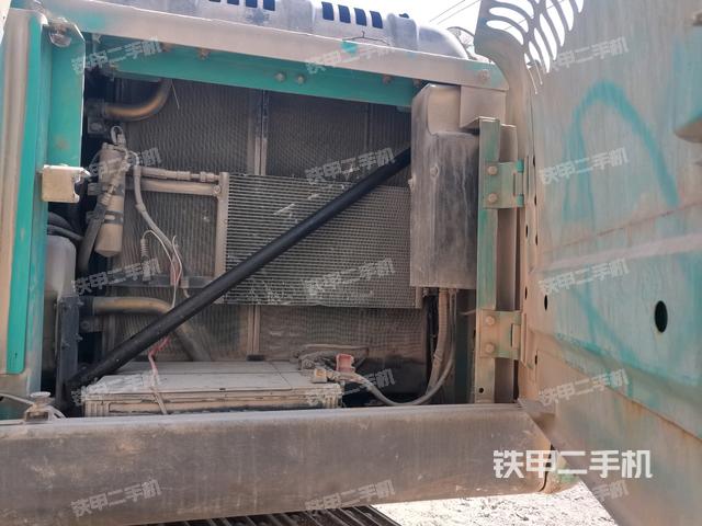 散熱器正面（大件艙室）