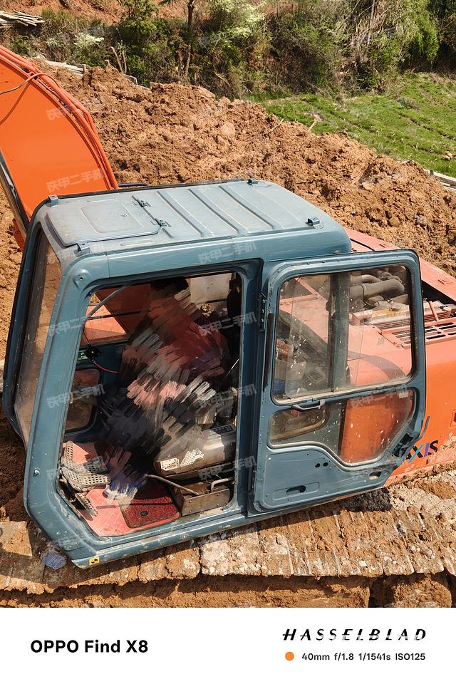 驾驶室顶部（整机外观）