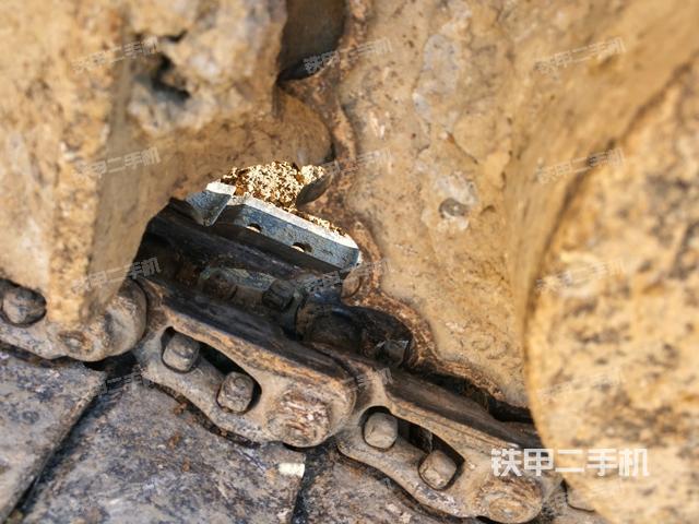 左側(cè)行走馬達蓋板（行走機構(gòu)）