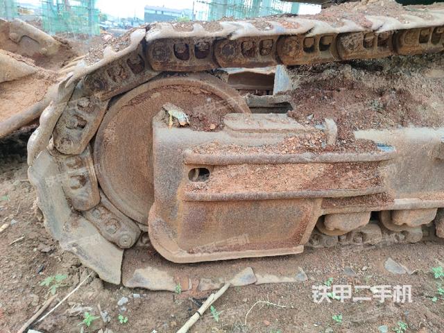 右側行走馬達蓋板（行走機構）