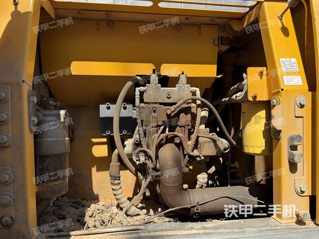 液压泵斜45 左（大件舱室）