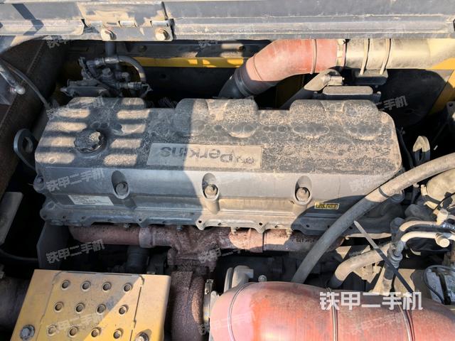 氣門室蓋螺絲特寫(上車部件) 氣門室蓋螺絲特寫(上車部件)