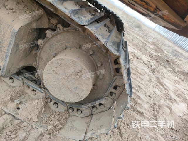 右驅(qū)動(dòng)輪(行走機(jī)構(gòu)) 右驅(qū)動(dòng)輪(行走機(jī)構(gòu))