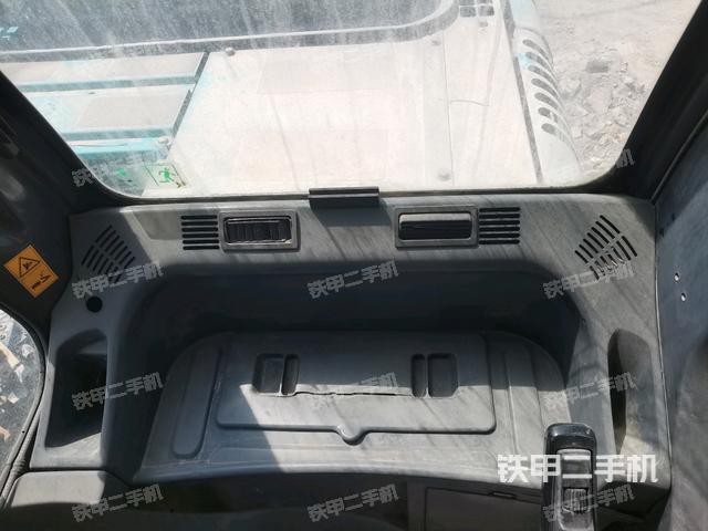 座椅后部（駕駛室部分）