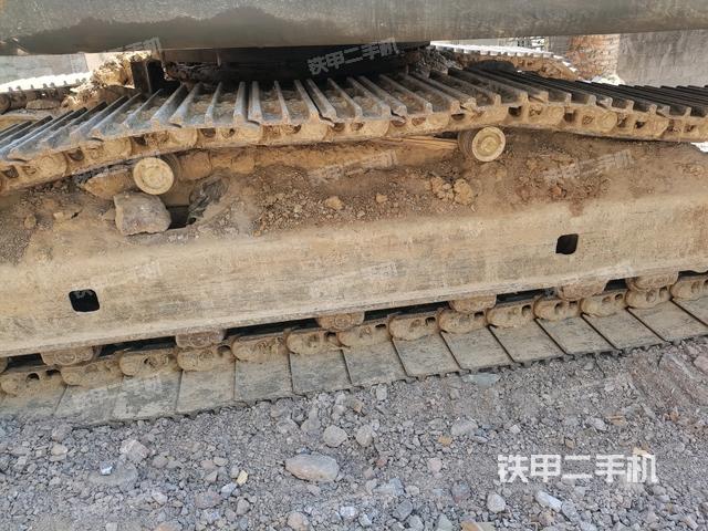 左側(cè)行走馬達(dá)蓋板（行走機(jī)構(gòu)）