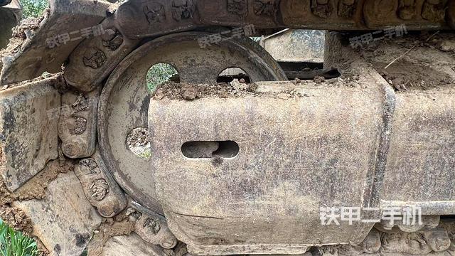 左導(dǎo)向輪（行走機(jī)構(gòu)）