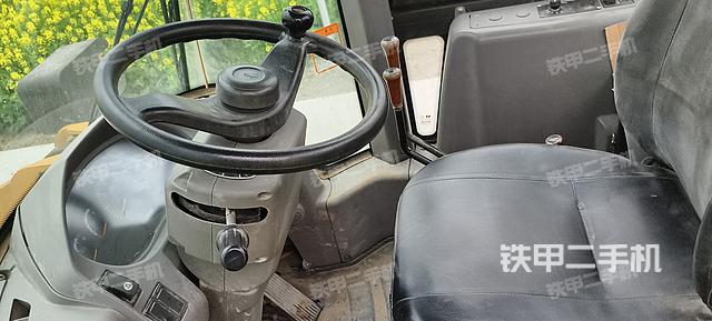 驾驶室工作台（整机外观及大件）