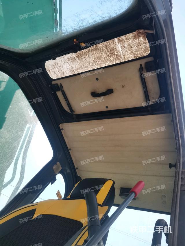 頂棚整體（駕駛室部分）