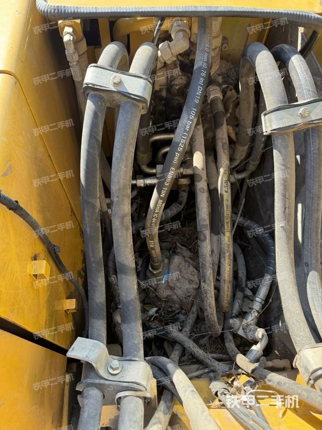 回轉(zhuǎn)馬達（上車部件）